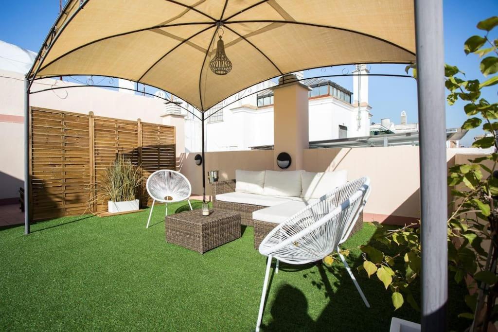 Esse Atico. Precioso Atico Con Terraza En Pleno Centro Apartment Seville Ngoại thất bức ảnh